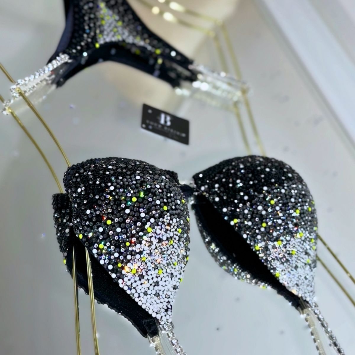 Black light night bikini npc